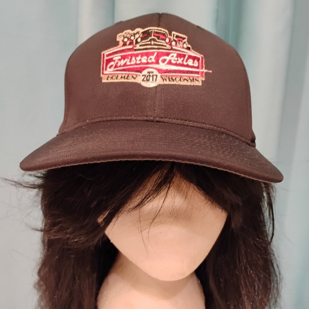 TWISTED AXLES CAP